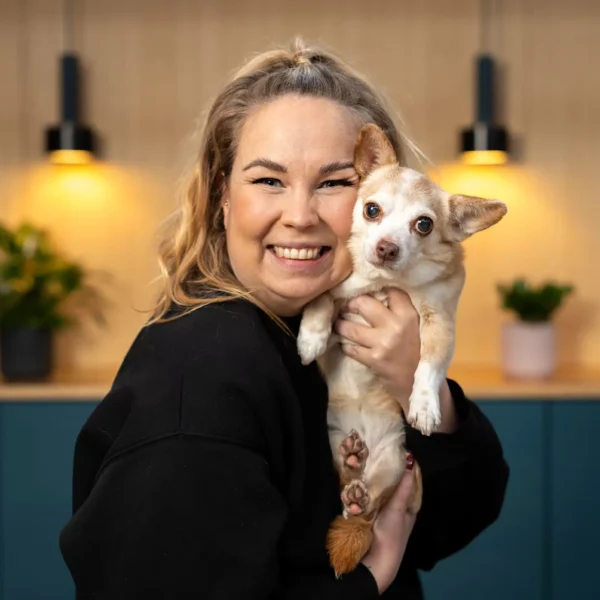 Tinni Wikström puoliso