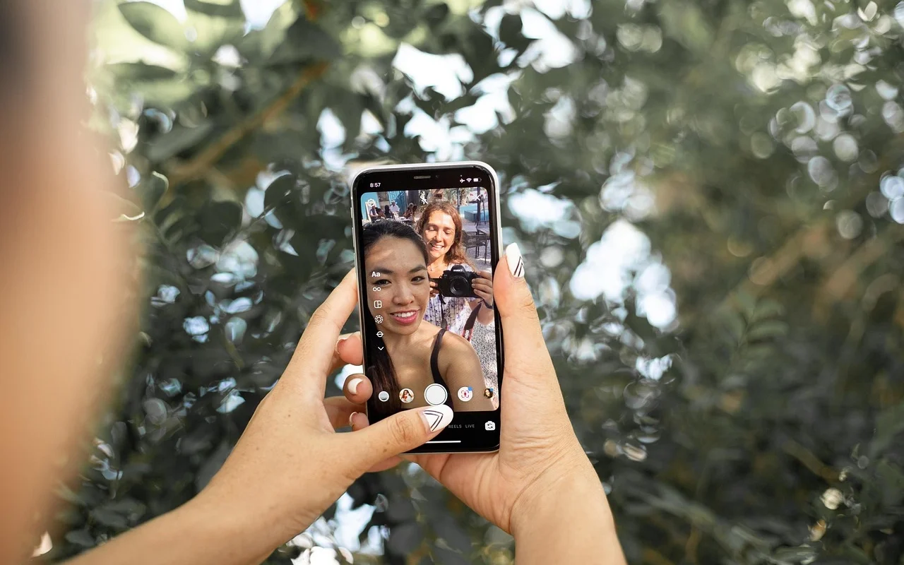 Arkihetkistä viraalihiteiksi