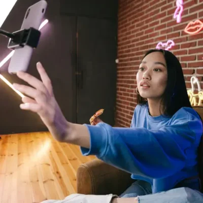 Sosiaalisen median mainonta