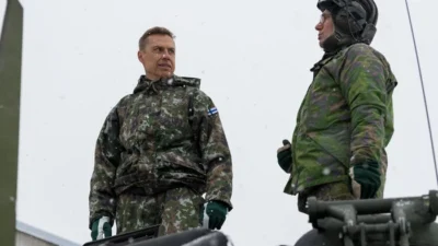 Alexander stubb sotilasarvo