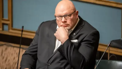 Ano Turtiainen sotilasarvo